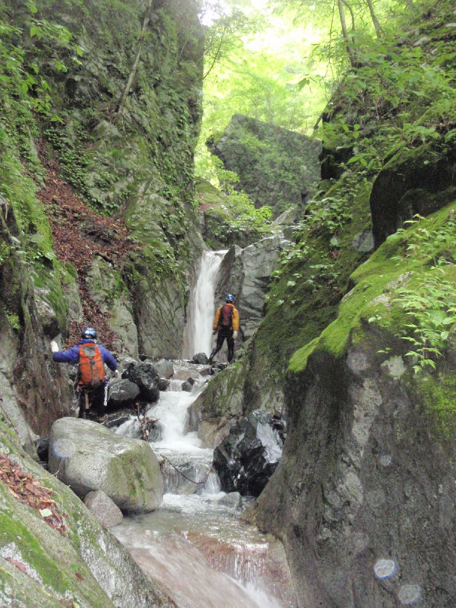 小川谷廊下の崩壊堰堤