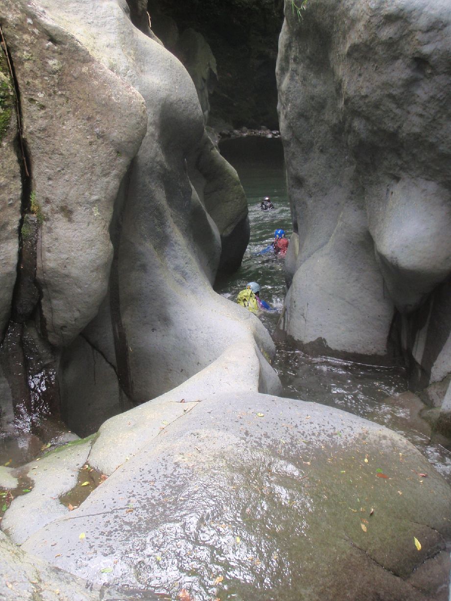 景ヶ島渓谷下降