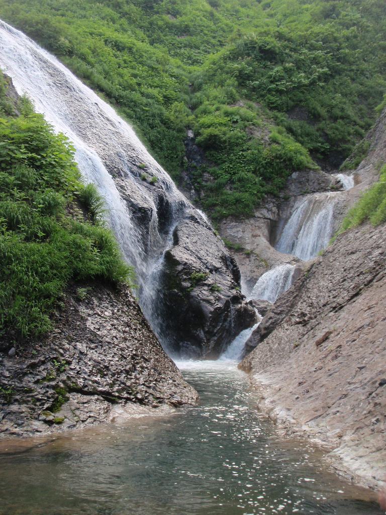 尿前夫婦滝