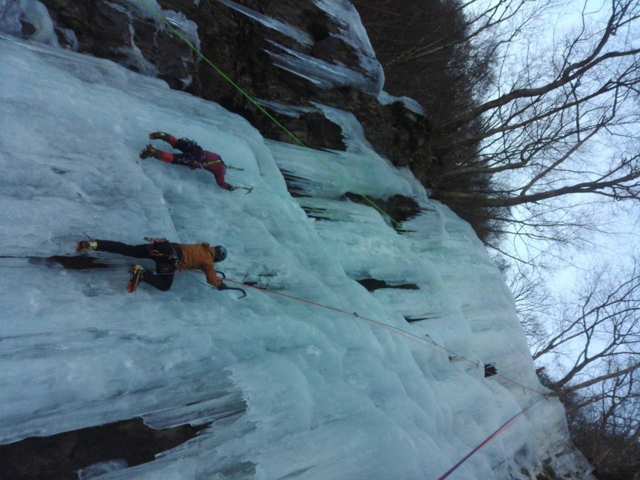 ���򉜕ǃG�C�v�����t�[��